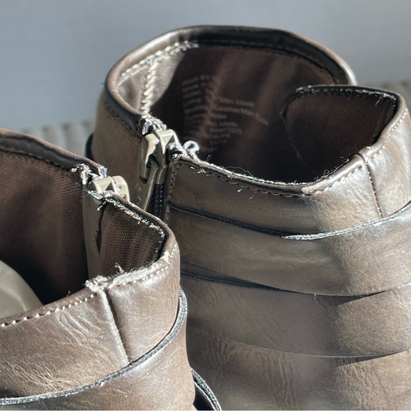 Lauren Conrad Ankle Booties - Women size 8.5 - Picture 9 of 16